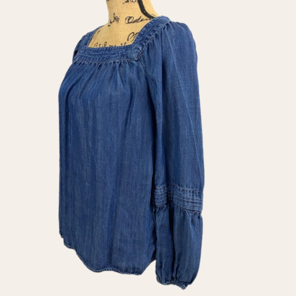 Lauren Conrad long sleeve denim peasant top boho SMALL
